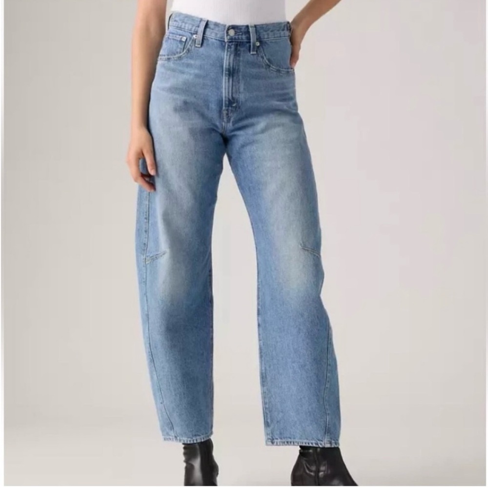 NWT Levi’s Cinch Barrel Jeans - Picture 2 of 14